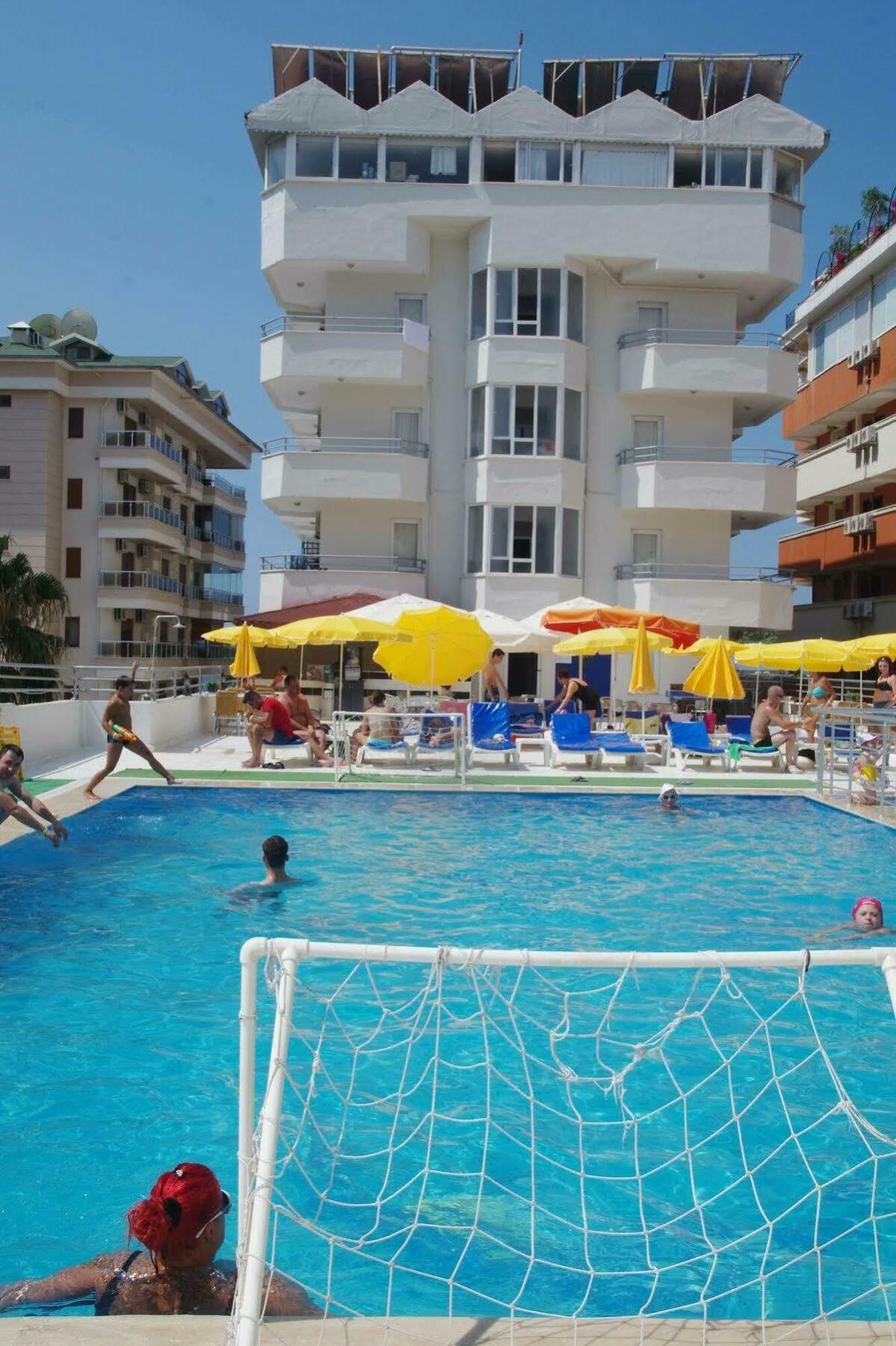 Emir Fosse Hotell