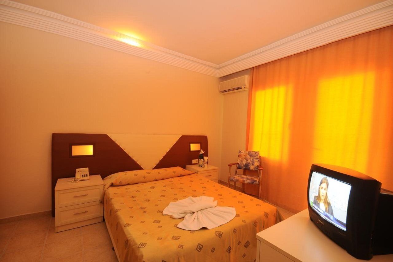Emir Fosse Hotell 2*